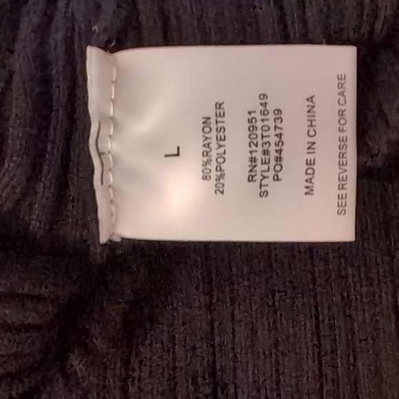 Pink Rose Black Ribbed Sweater Size L - Picture 7 of 8